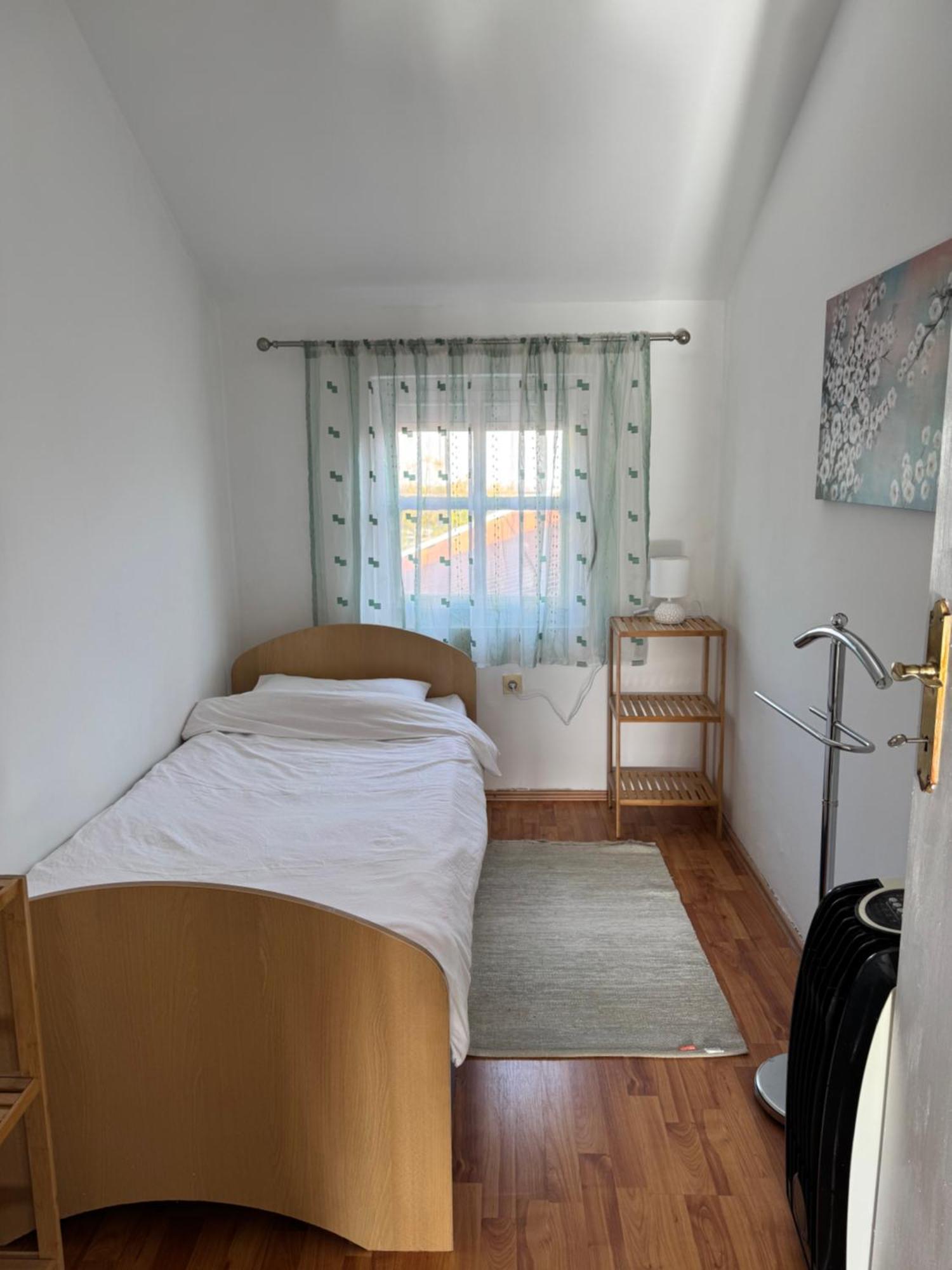 Apartmani Breze 포드고리차 외부 사진