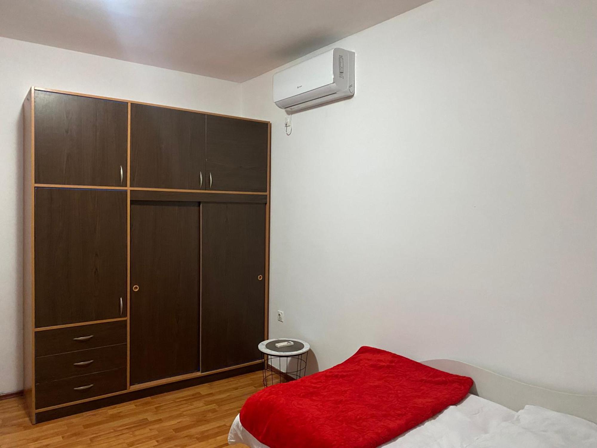 Apartmani Breze 포드고리차 외부 사진